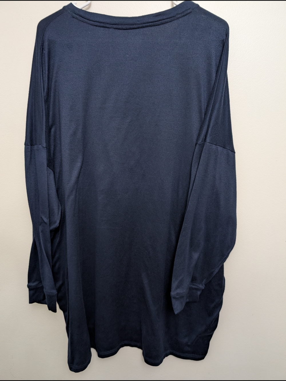 Disney Navy Long-Sleeve Sleep Shirt with Peach & Light Blue Stitch Graphic XL - Picture 2 of 6